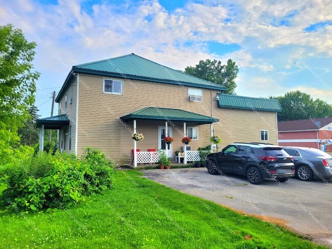 Photo - 7025 Swan Creek Rd