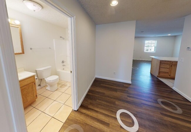 Photo - 1500 E Parham St