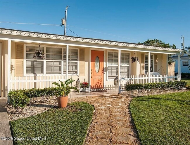 Photo - 1550 4th Ave