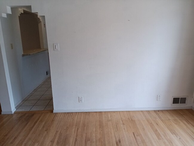 Photo - 3 Bedroom, 2 Bathroom Home! Schedule a Showing!