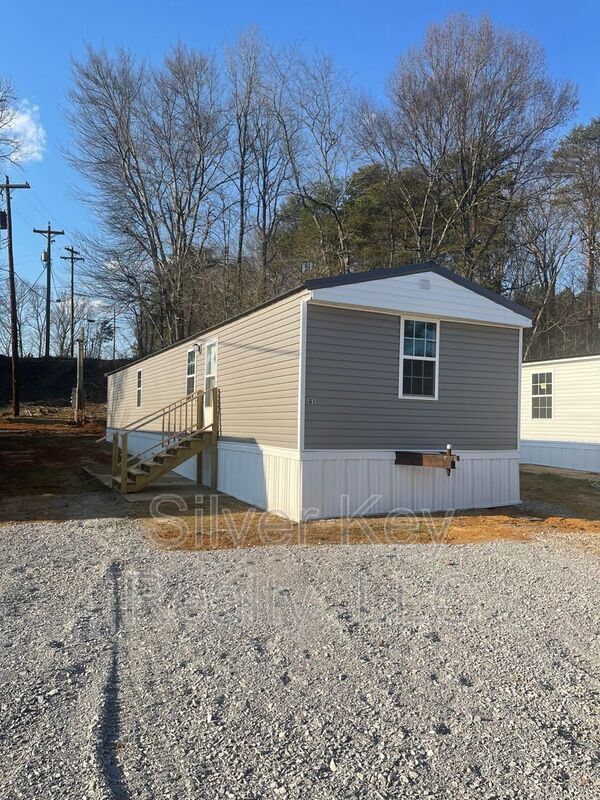 1004 S Jackson St