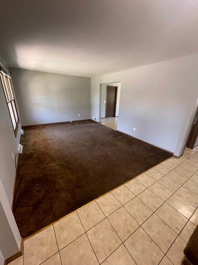 Photo - 700 E College Ave
