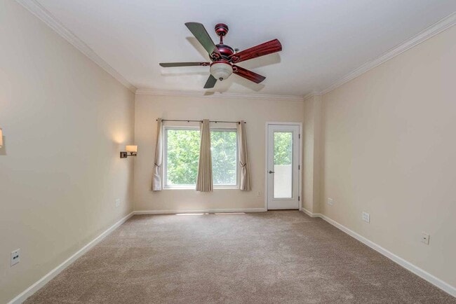 Photo - 2161 Peachtree Rd Unit 106