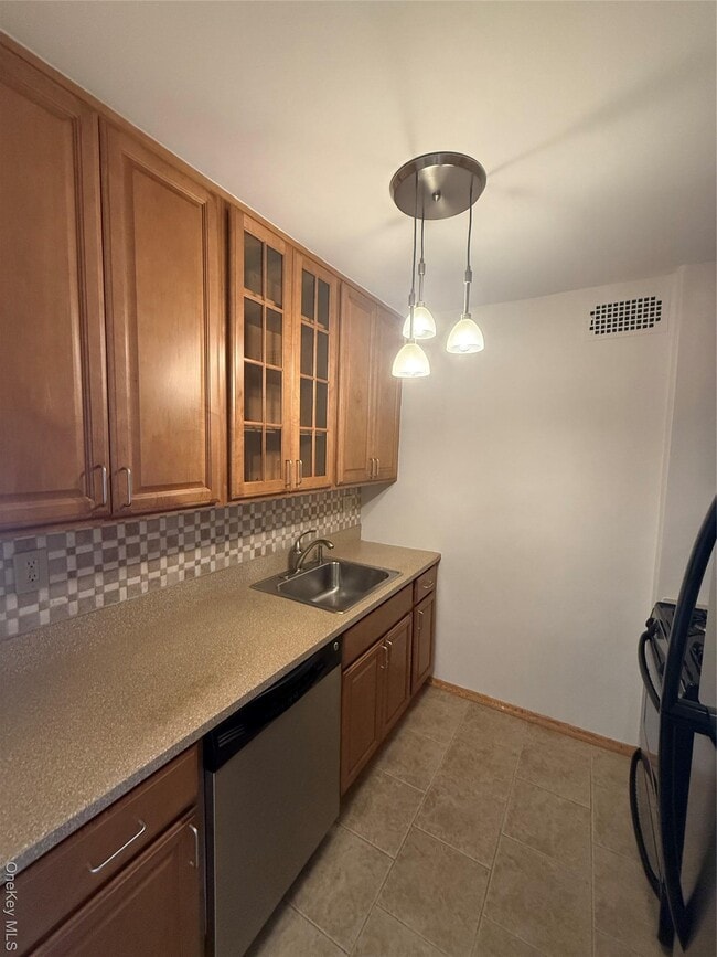 Photo - 220-55 46th Ave Unit 8R