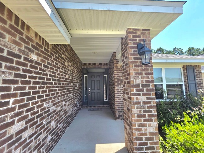 Photo - Spacious 4BR Home Near Navy Federal & UWF ...