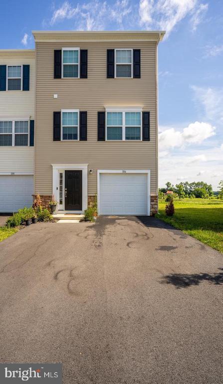 Photo - 1106 Wickersham Wy Townhome