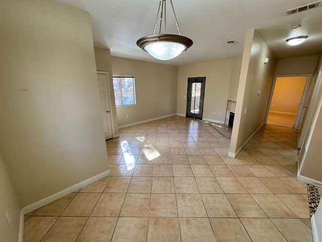 Photo - Gorgeous 1Bed/1Bath Condo located in Spanish Palms guard gated community!
