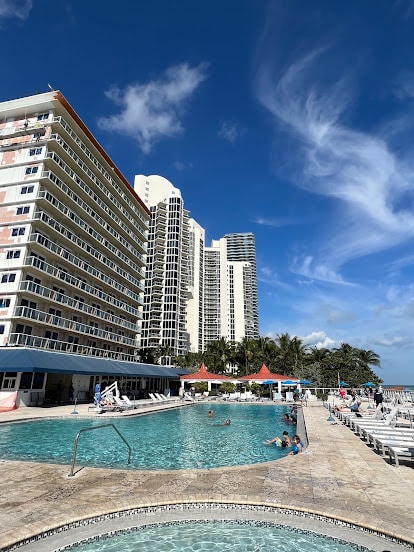 Photo - 19201 Collins Ave Unit apt 544