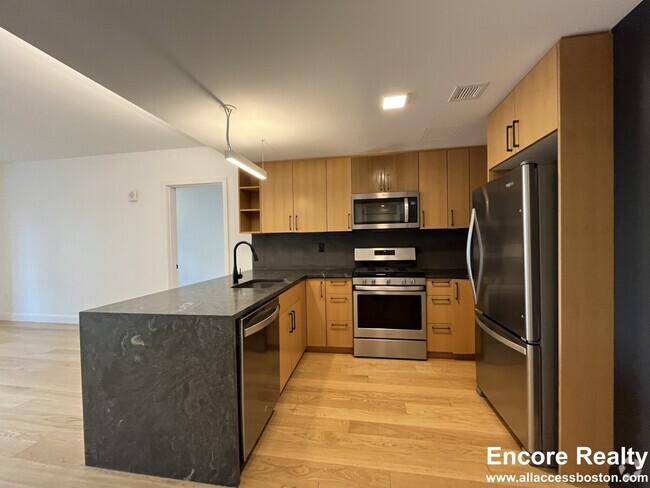 Building Photo - 71 Gardner St Unit 33 Rental