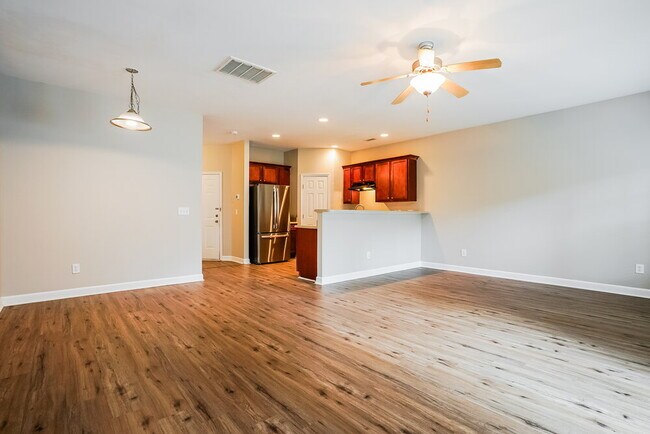 Photo - 2545 Spring Oaks Way