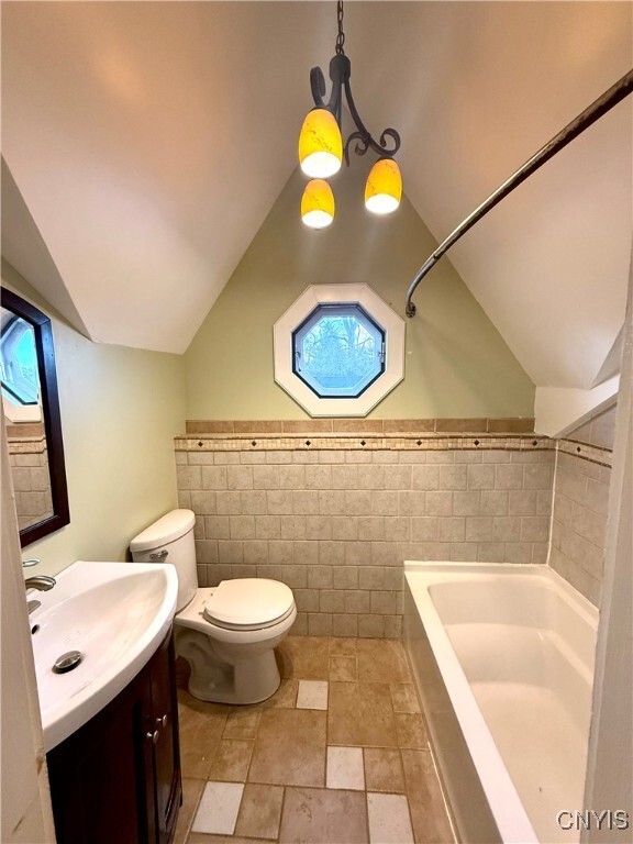 Photo - 222-220 E Seneca Turnpike