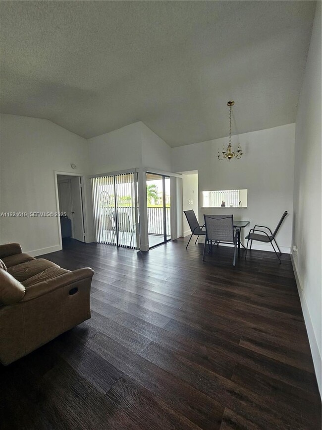 Photo - 1002 Adams Ave Unit 1002E