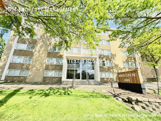Building Photo - 3311 Warrensville Center Rd Unit A-PH12