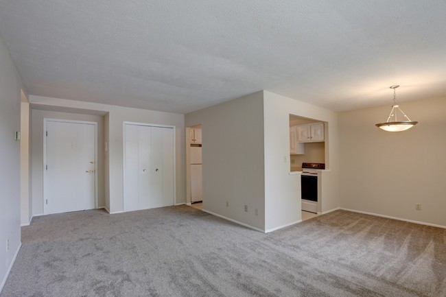 Camelot Apartments - Parma Heights, OH | ForRent.com