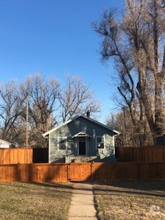 Building Photo - 1316 13th Ave Rental