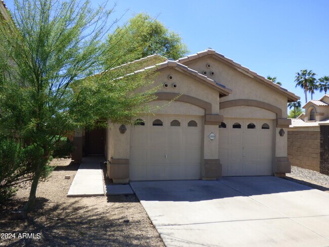 Photo - 10529 W Berkeley Rd