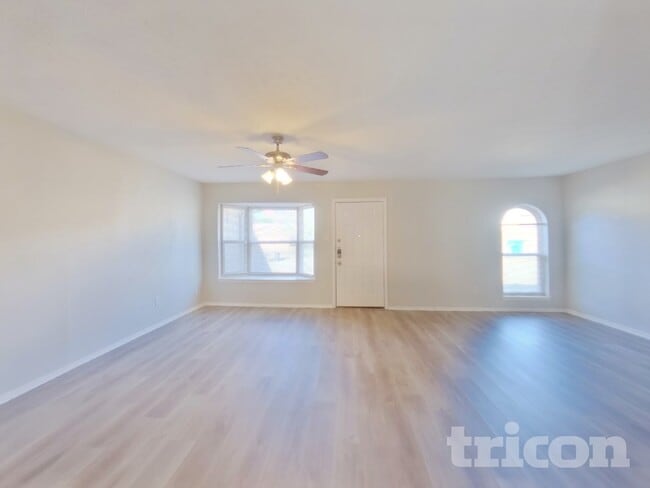 Photo - 5612 Cherilee Ln