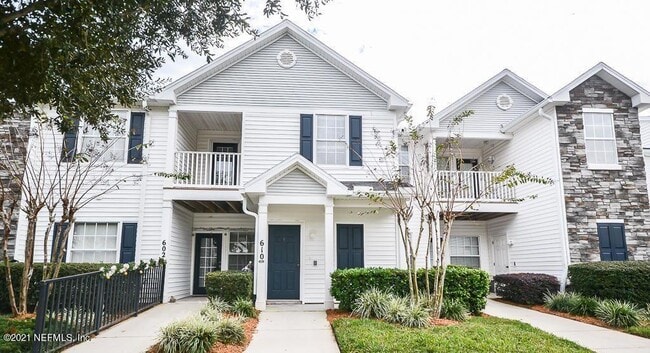 Building Photo - 575 Oakleaf Plantation Pkwy Unit 610