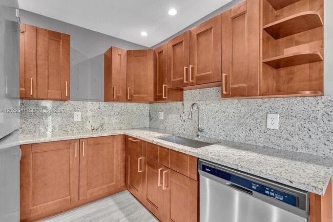 Photo - 8911 NW 28th Dr