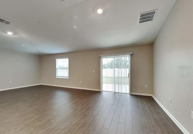 Photo - 10018 N Hartts Dr