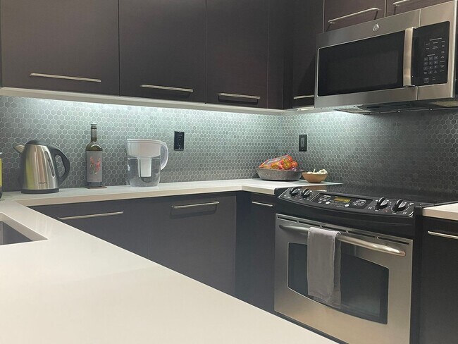 Photo - Move in Special, $1150 off 1st months rent... Unit 115