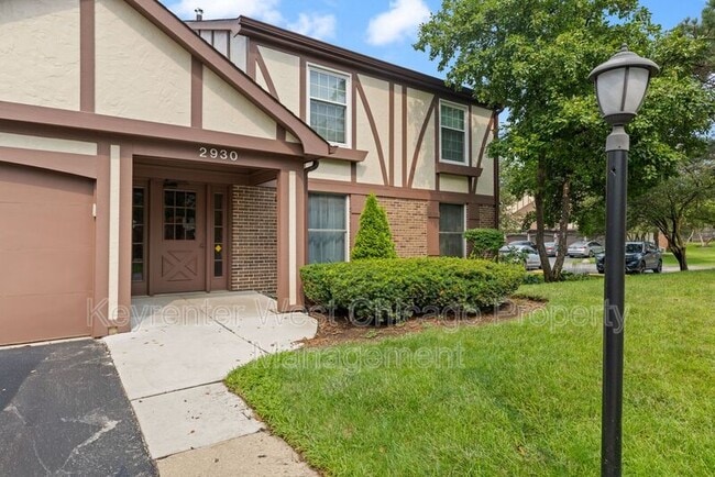 Building Photo - 2930 Northampton Dr