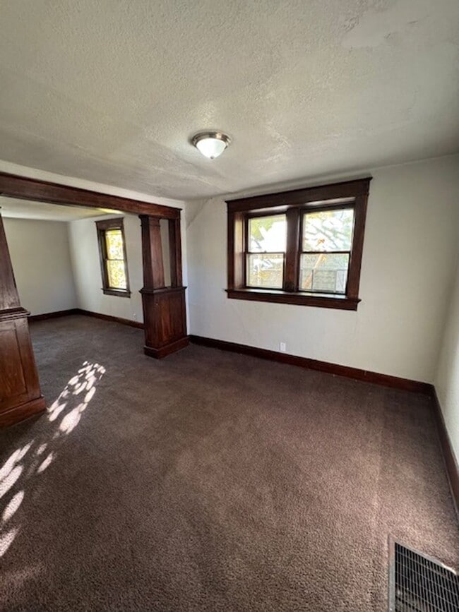 Photo - 4316 Warsaw St