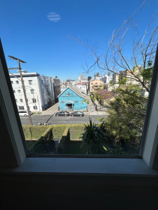 Photo - 836 S Park View St Unidad 6