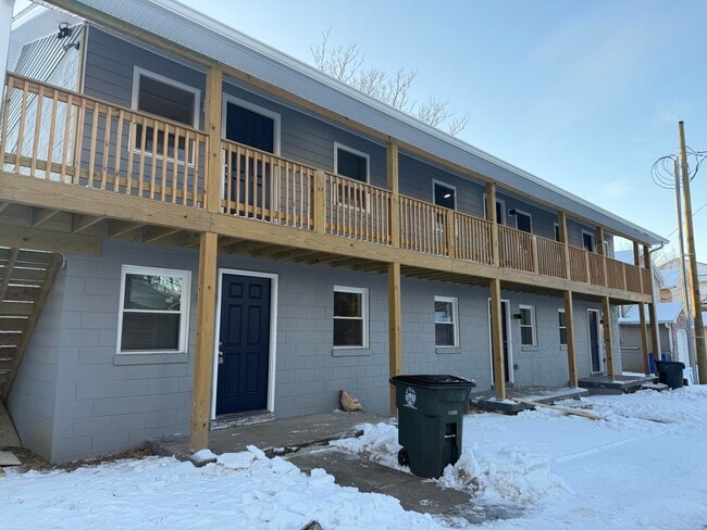 Building Photo - 402 Gunn St Unit 203