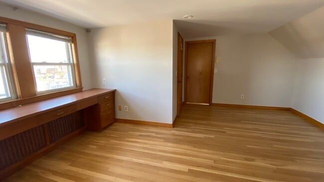 Photo - 120 Colborne Rd Unidad #2