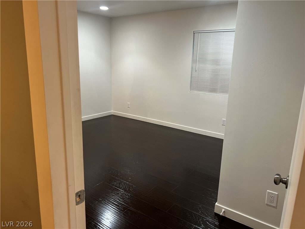 Photo - 811 E Oakey Blvd