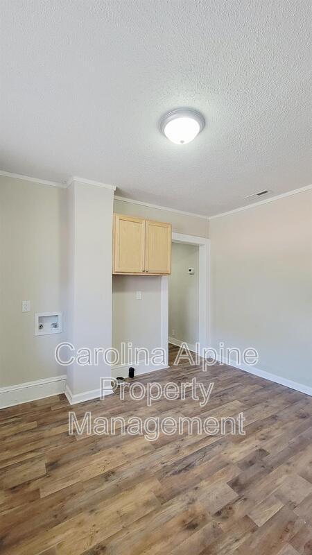 Photo - 400 Walnut St