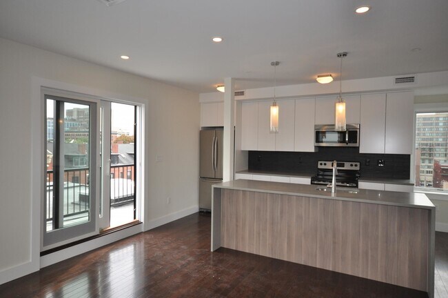 Building Photo - 661 Massachusetts Ave