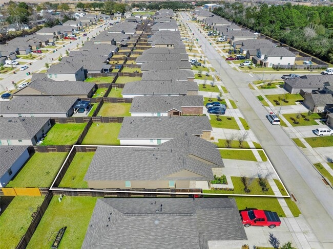 Building Photo - 17715 Grv Hl Dr