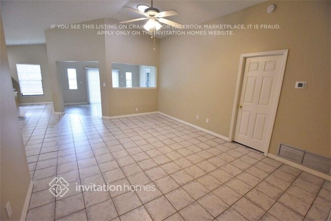4220 Cloverleaf Pl