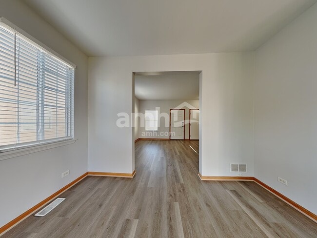 Photo - 1204 Stonecrop Ln