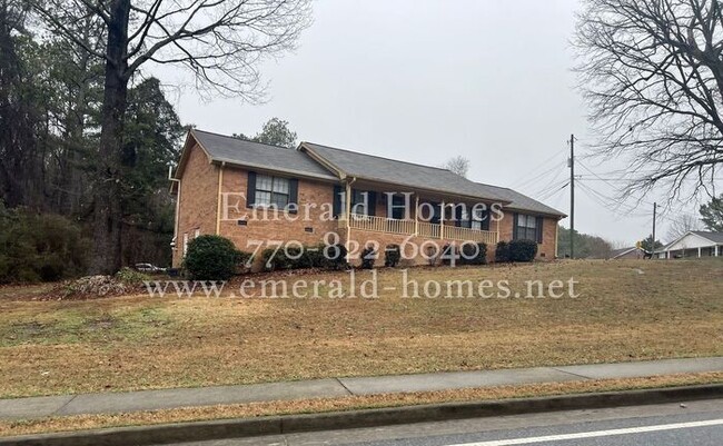 Amazing Brick Ranch Duplex in Snellville! - Amazing Brick Ranch Duplex in Snellville! House