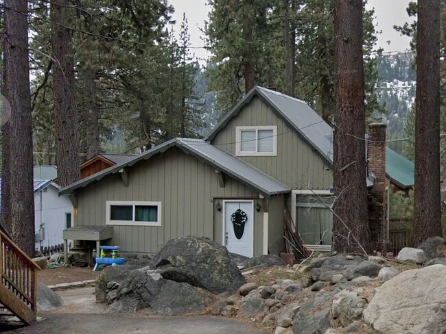 Photo - 13341 Moraine Rd