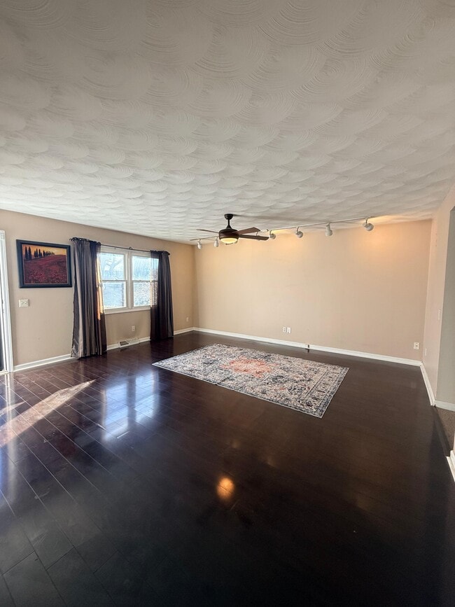 Photo - 3131 Turning Mill Dr