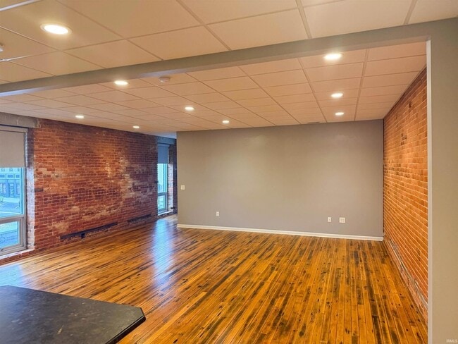 Photo - 623 1/2 Main Street Unit