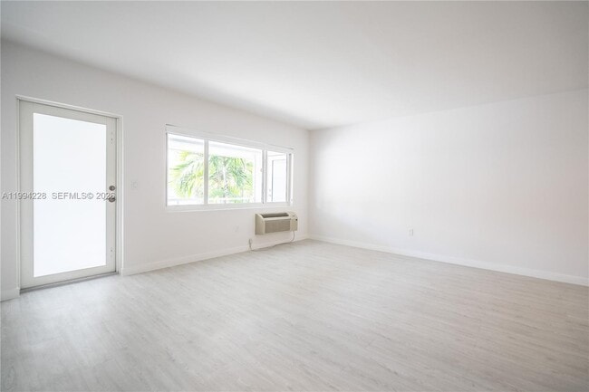 Photo - 1185 98th St Unidad 7