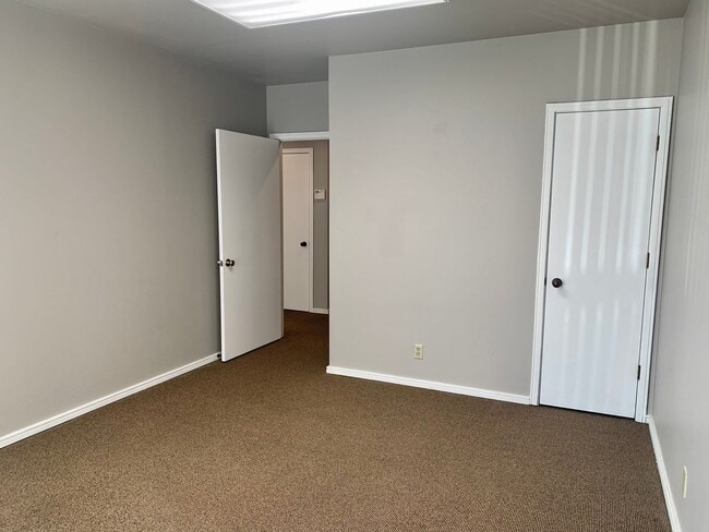 Photo - 601 N Kelly Ave Unit #107 - Y