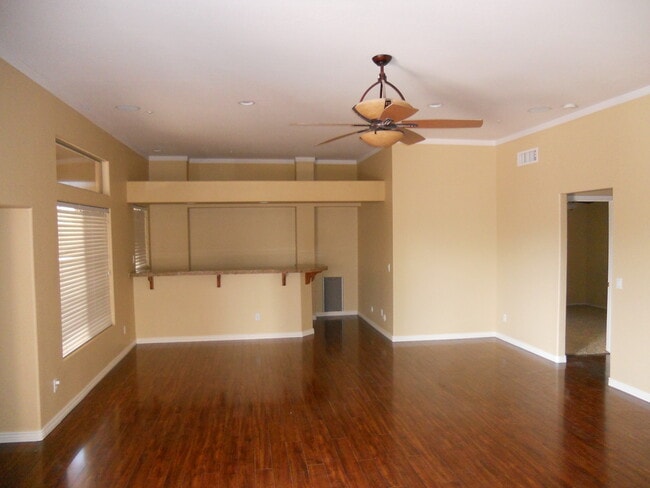 Photo - Stunning 5 bed/ 3.5 Bath in Pleasant Valley