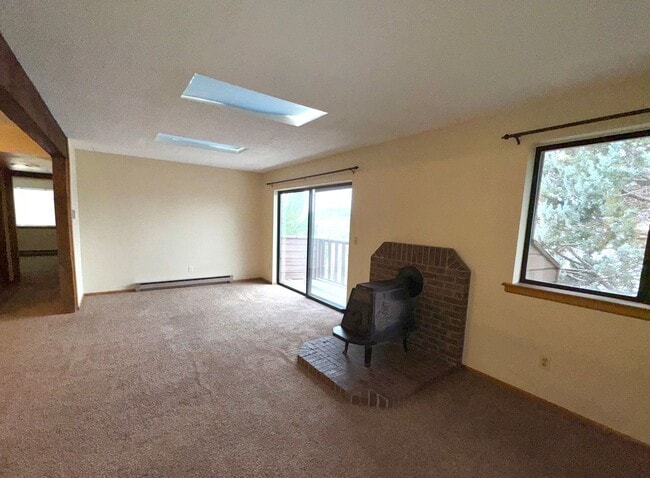 Photo - 761 W 24th St Unit 761 MEY