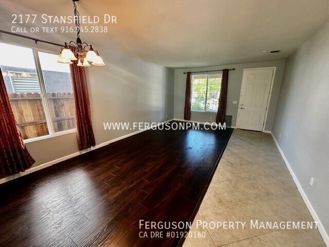 Photo - 2177 Stansfield Dr