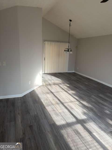 Photo - 874 Grindstone Dr SW