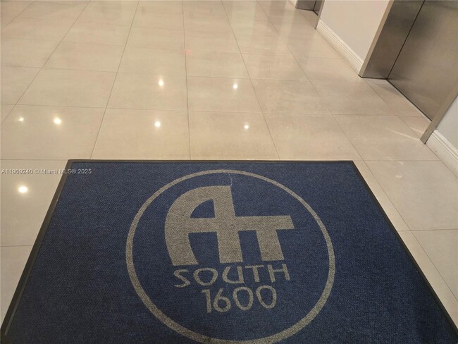 Photo - 1600 S Ocean Dr Unidad 4I