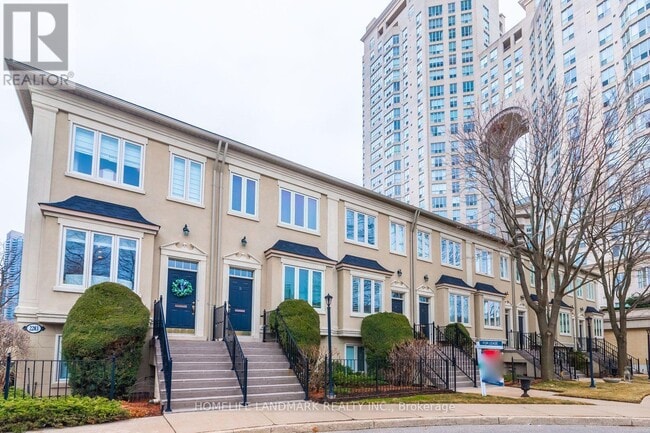 Photo - 2283 Lake Shore Blvd W