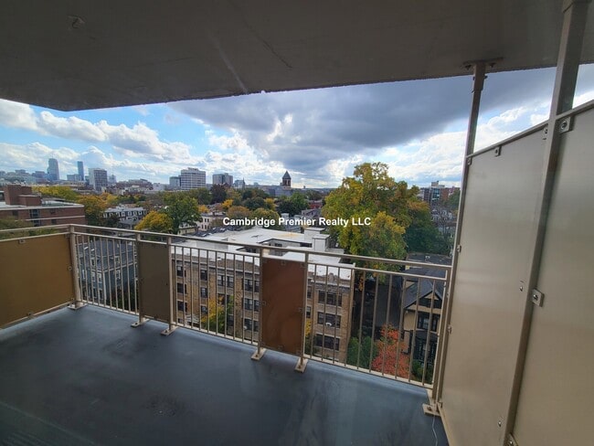 Building Photo - 15 West St Unit 4