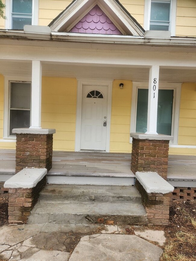 Photo - 801 S Millwood Ave Unit 801 S Millwood #1